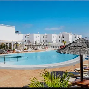 Paula Costa Teguise