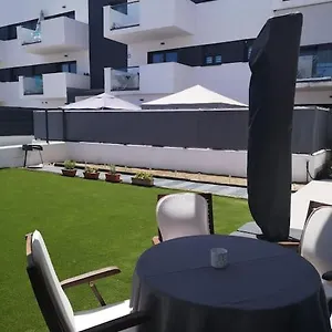 https://apartamento-playa-valle-niza.1costadelsol.com